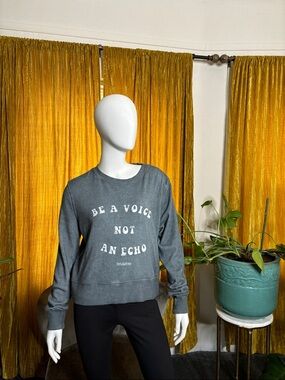 Gray 'Be a Voice Not an Echo' Crewneck Sweatshirt